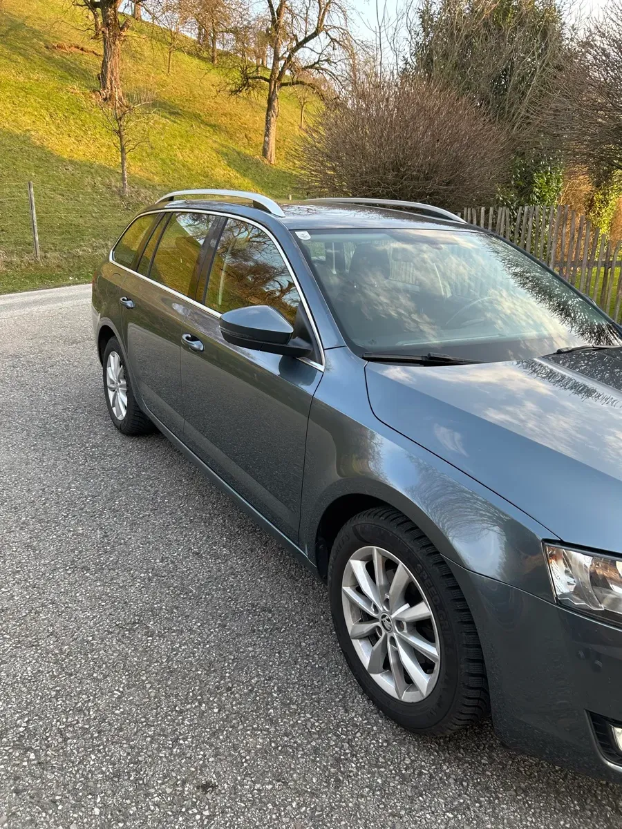 Skoda Octavia 2015 photo 3