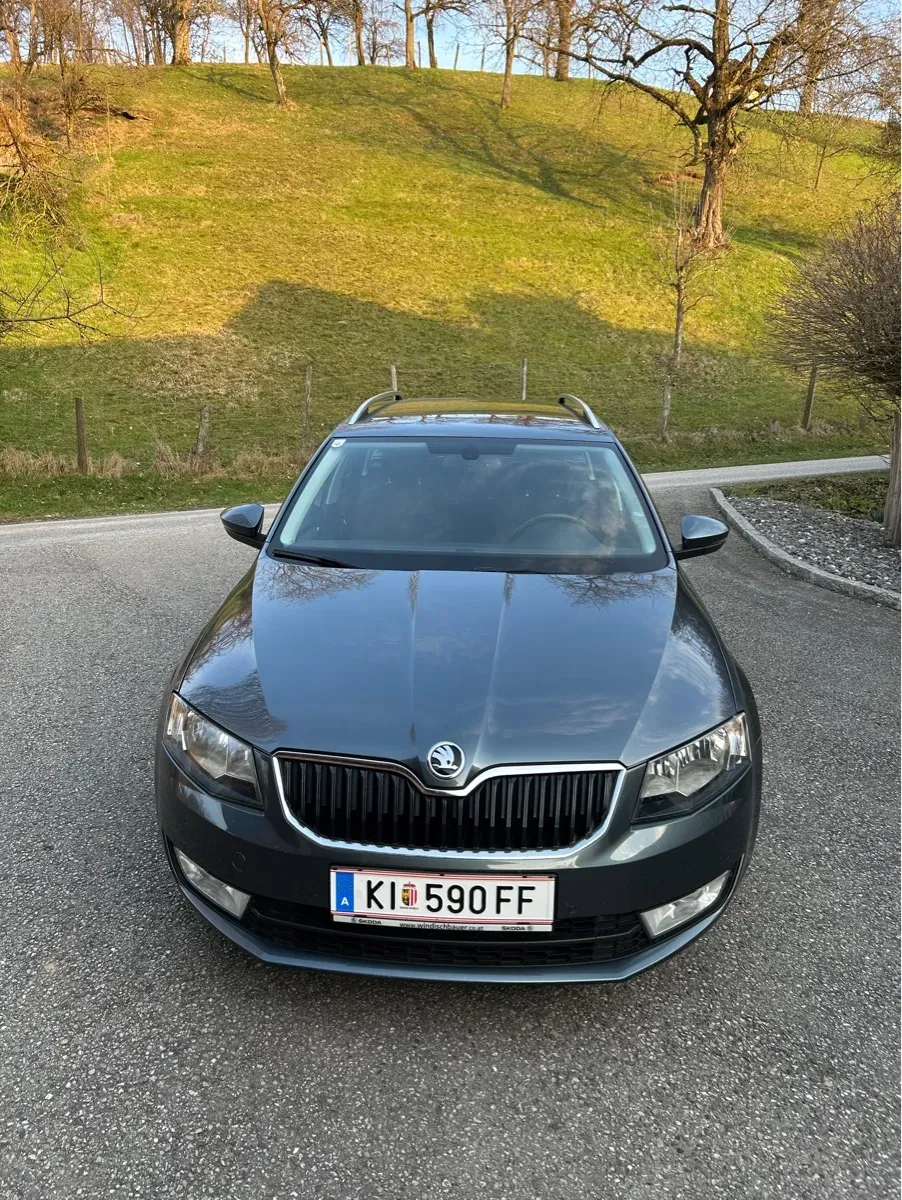 Skoda Octavia 2015 photo 2
