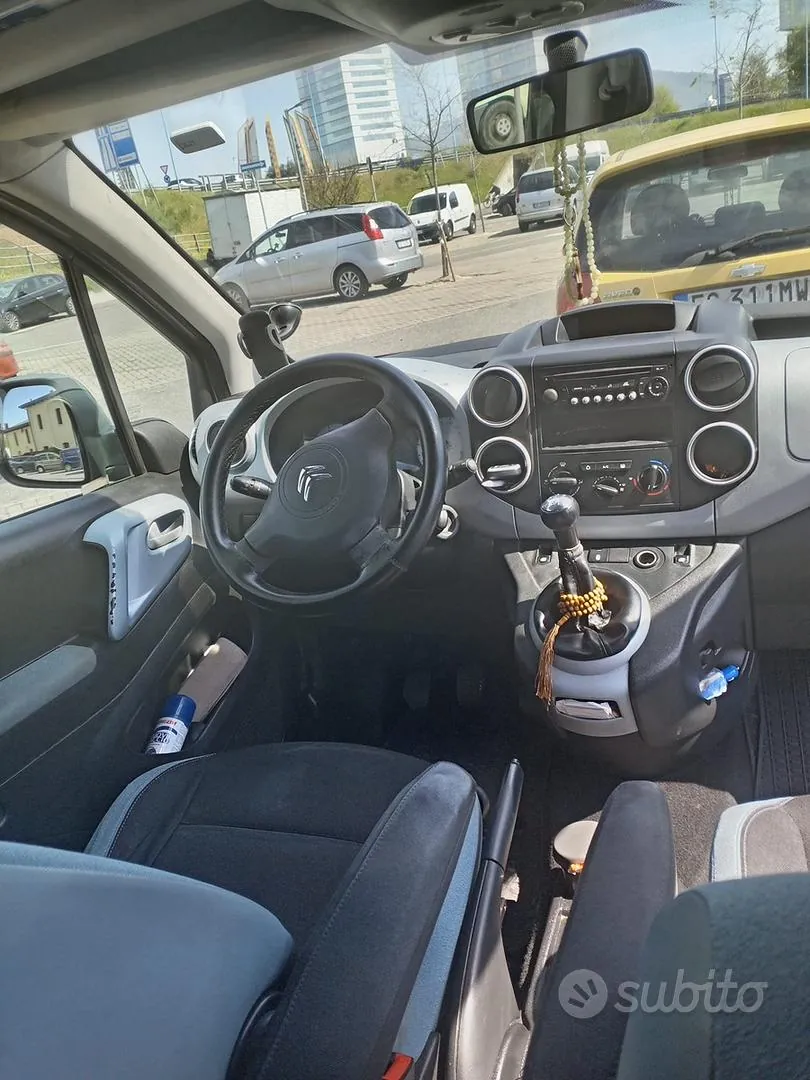 Citroen Berlingo 2012 photo 2