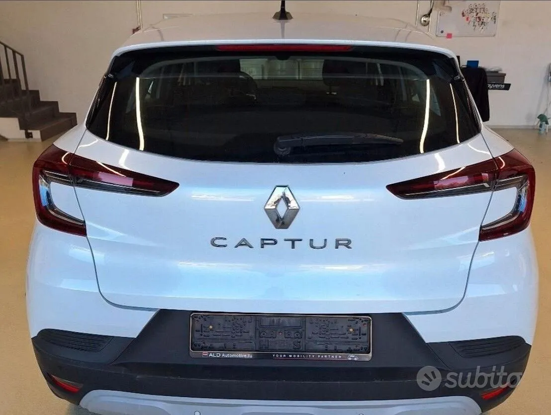 Renault Captur 2023 photo 4