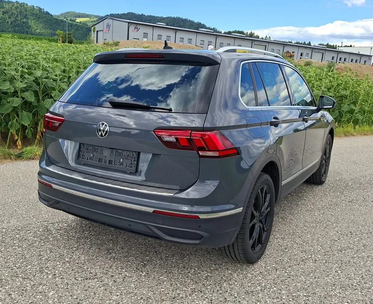 Volkswagen Tiguan 2021 photo 3