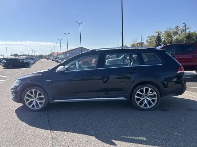 Volkswagen Golf Alltrack