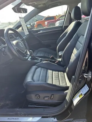 Volkswagen Golf Alltrack 2018 photo 3