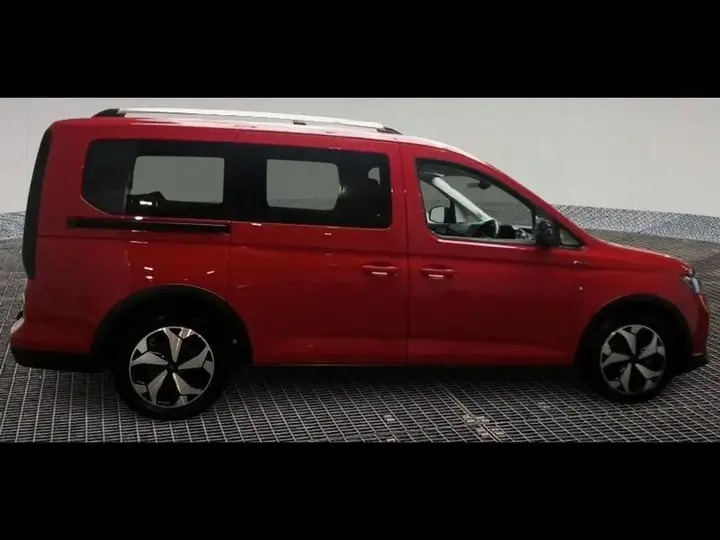 Ford Grand Tourneo Connect 2023 photo 2