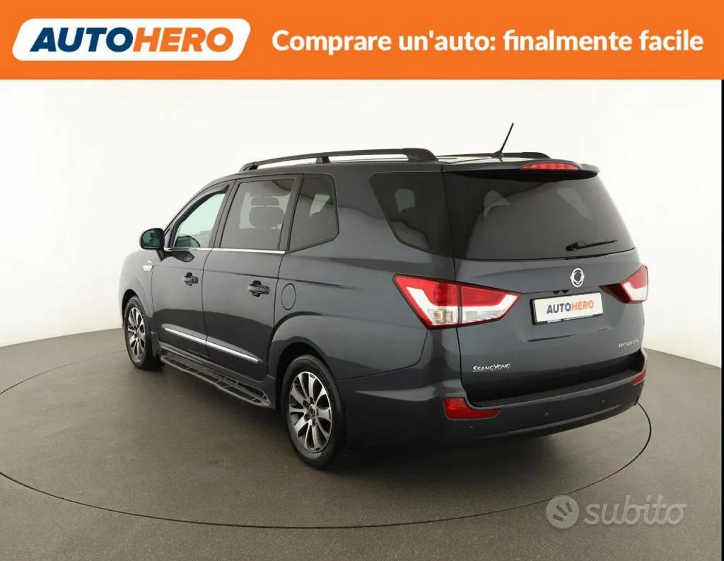 KG Mobility Rodius 2017 photo 4