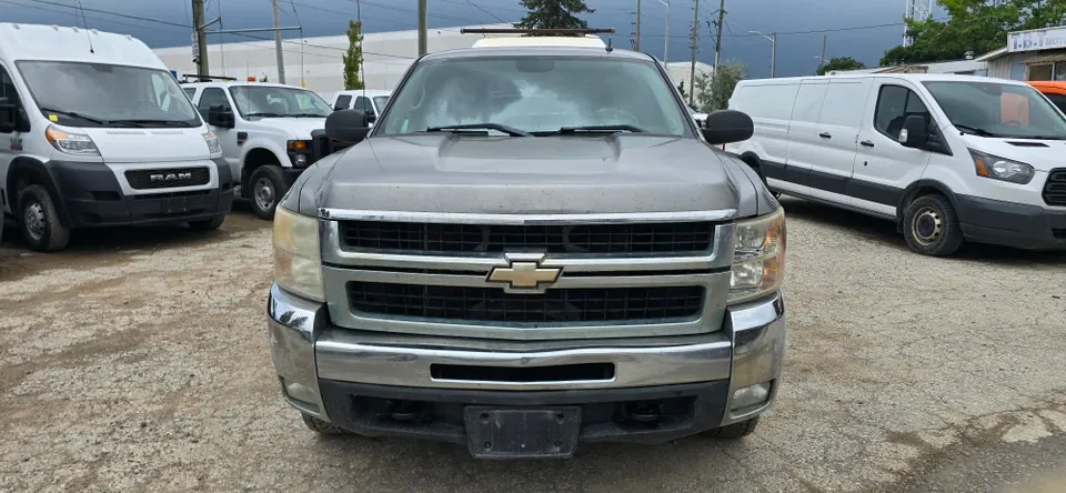 Chevrolet Silverado 2500Hd 2007 photo 2