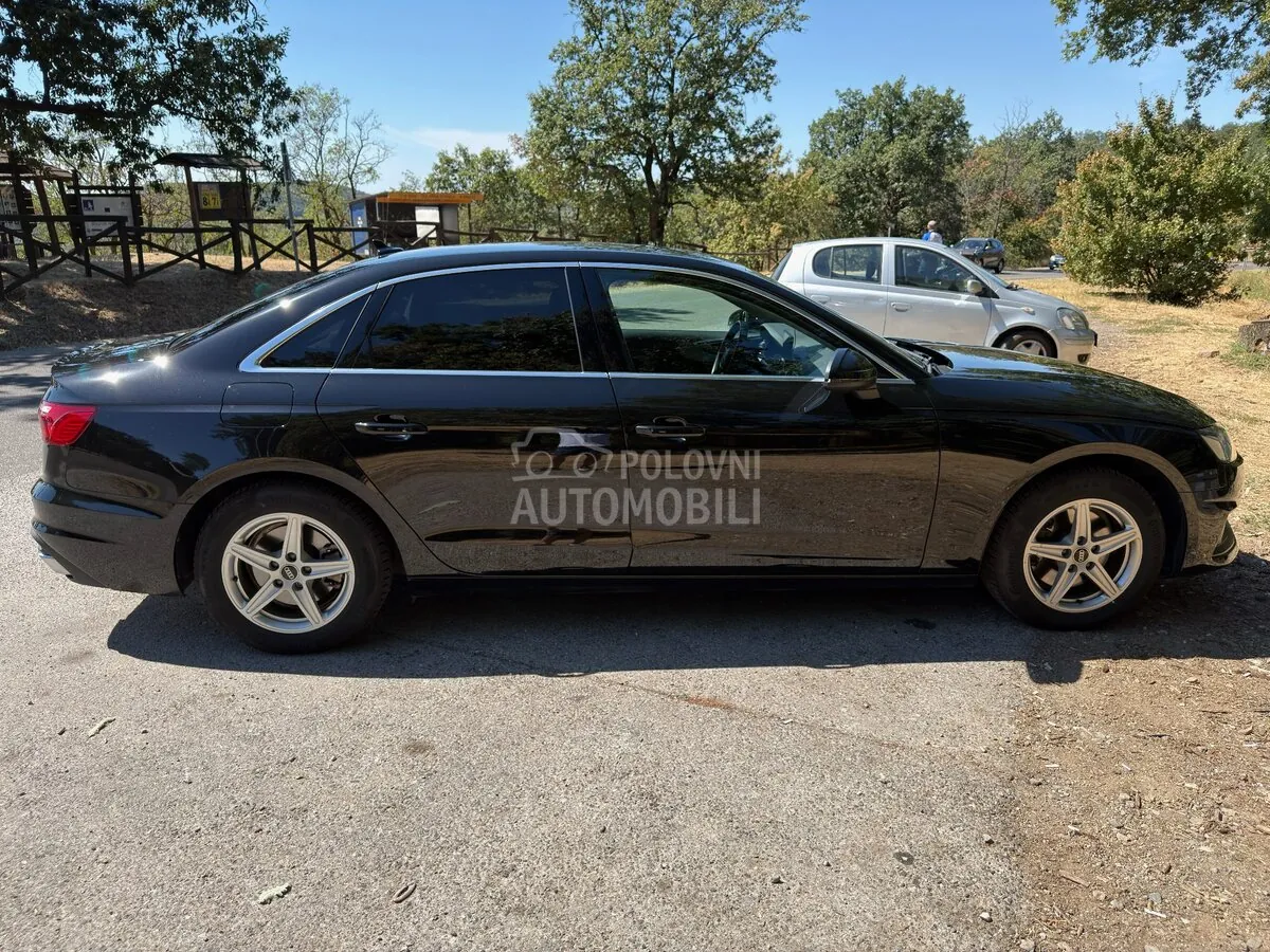 Audi A4 2023 photo 4
