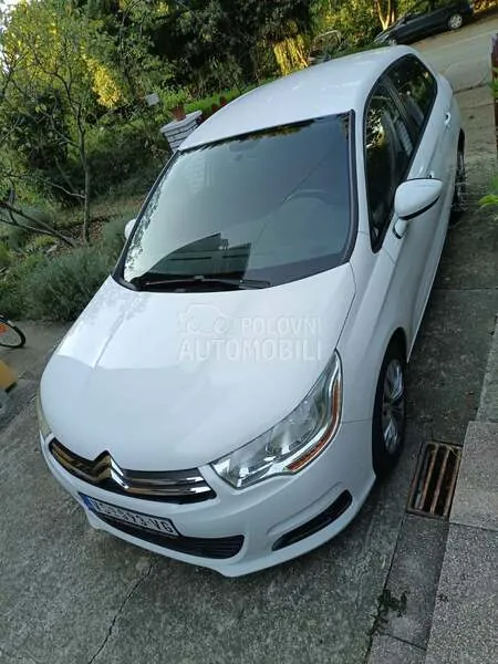 Citroen C4 2015 photo 4