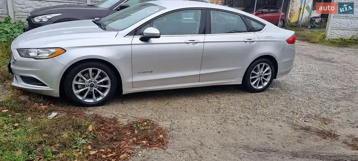 Ford Fusion 2017 photo 2