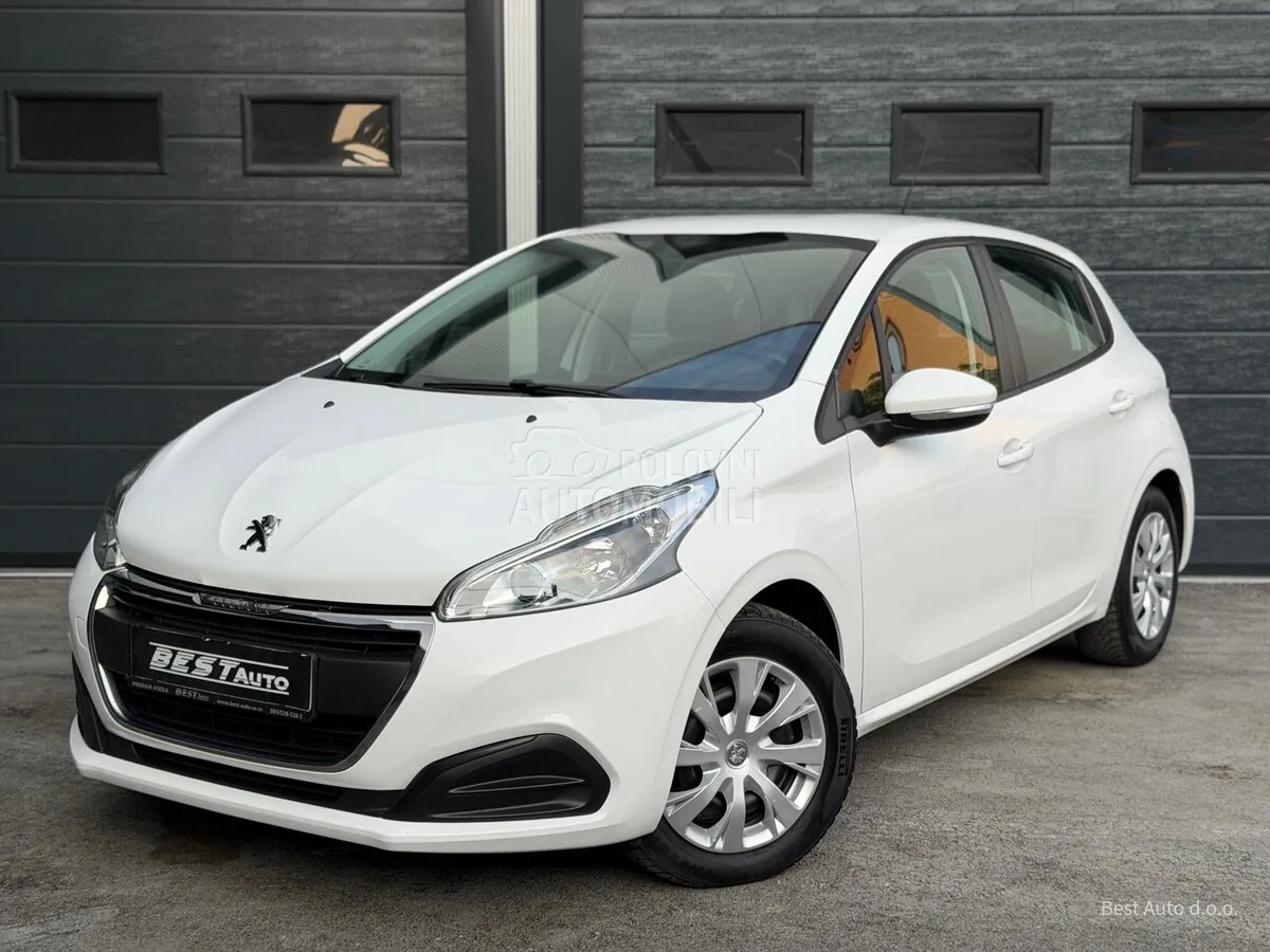 Peugeot 208 2017 photo 2