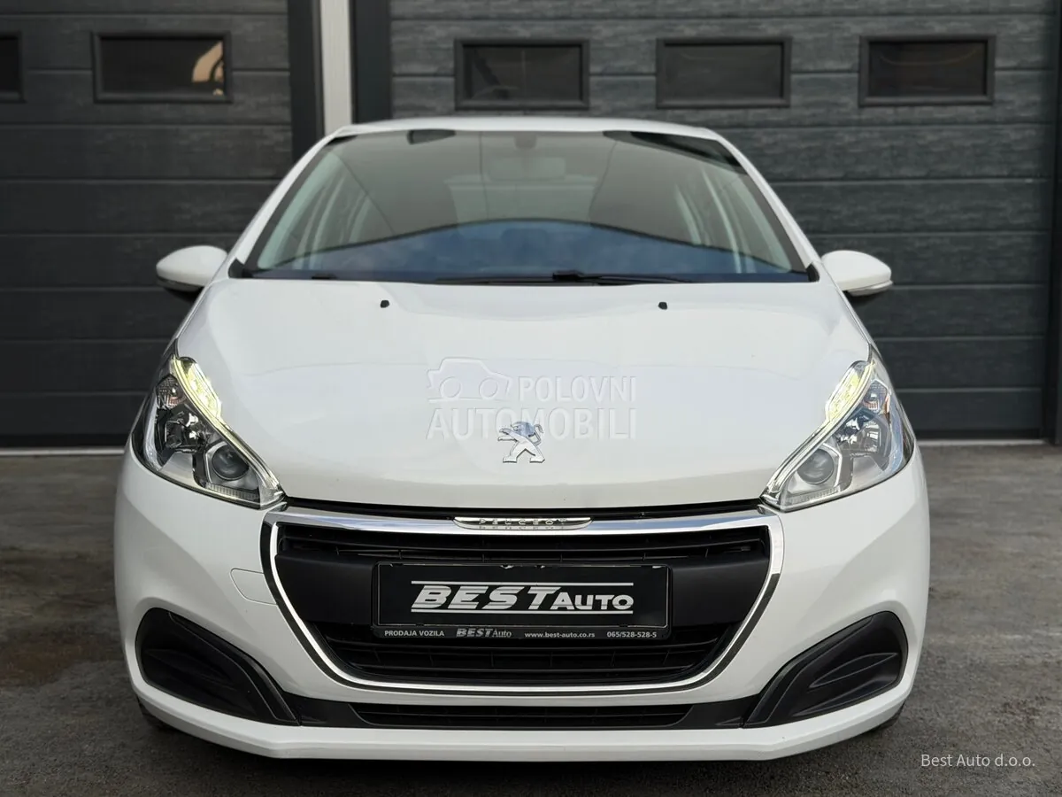 Peugeot 208 2017 photo 4
