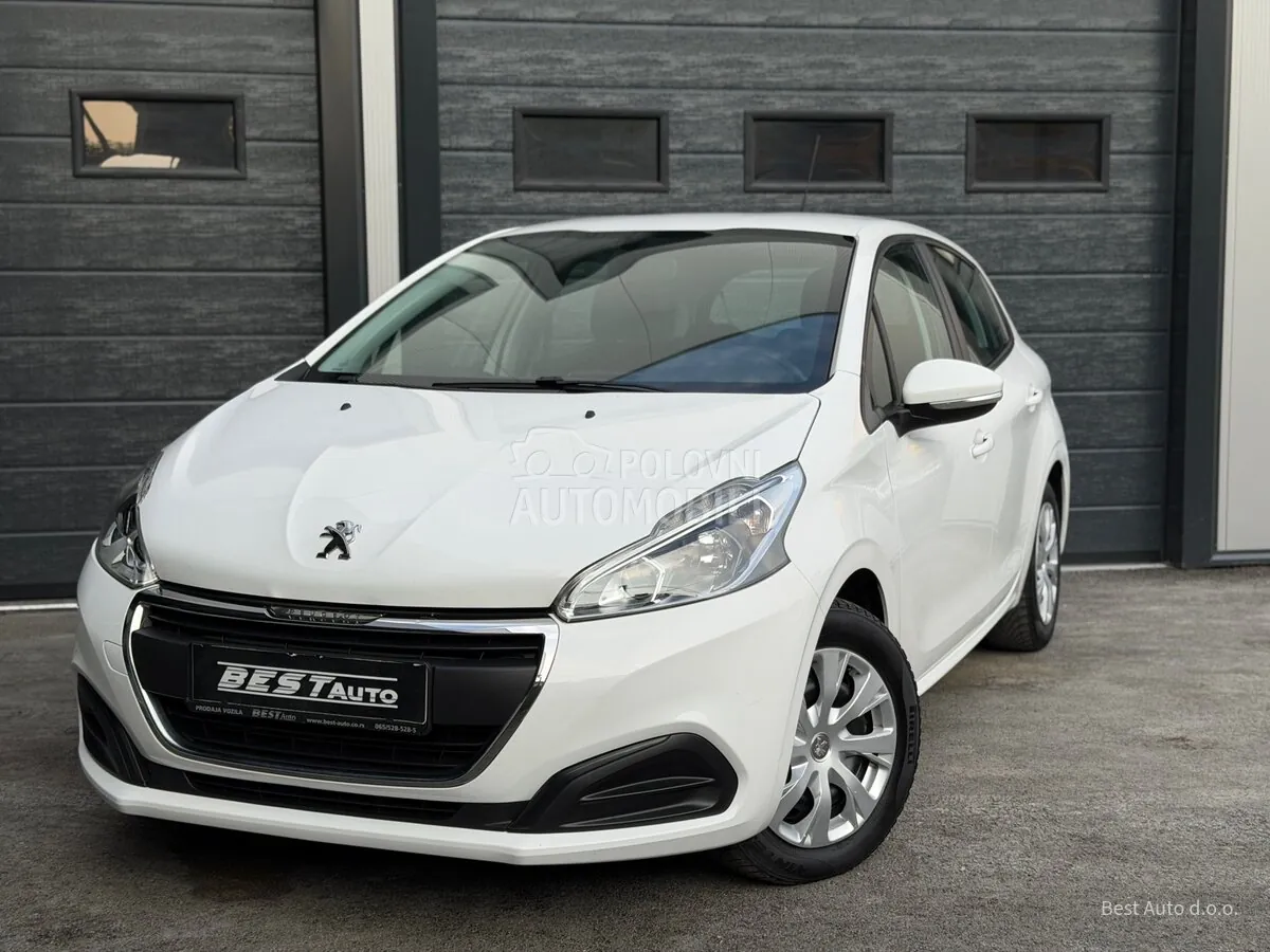 Peugeot 208 2017 photo 3