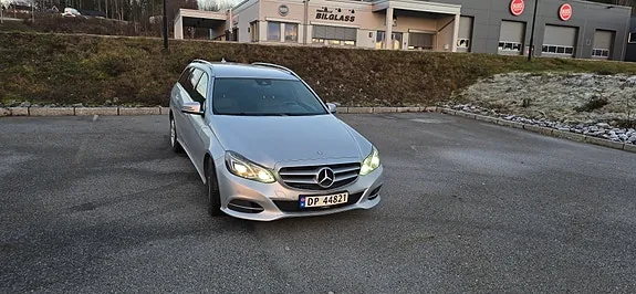 Mercedes-Benz E220 D 2014 photo 2