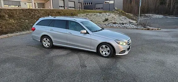 Mercedes-Benz E220 D