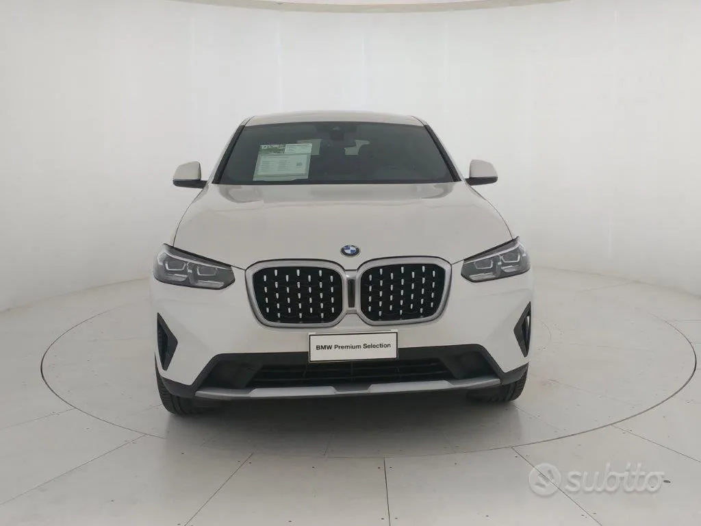BMW X4 2022 photo 3
