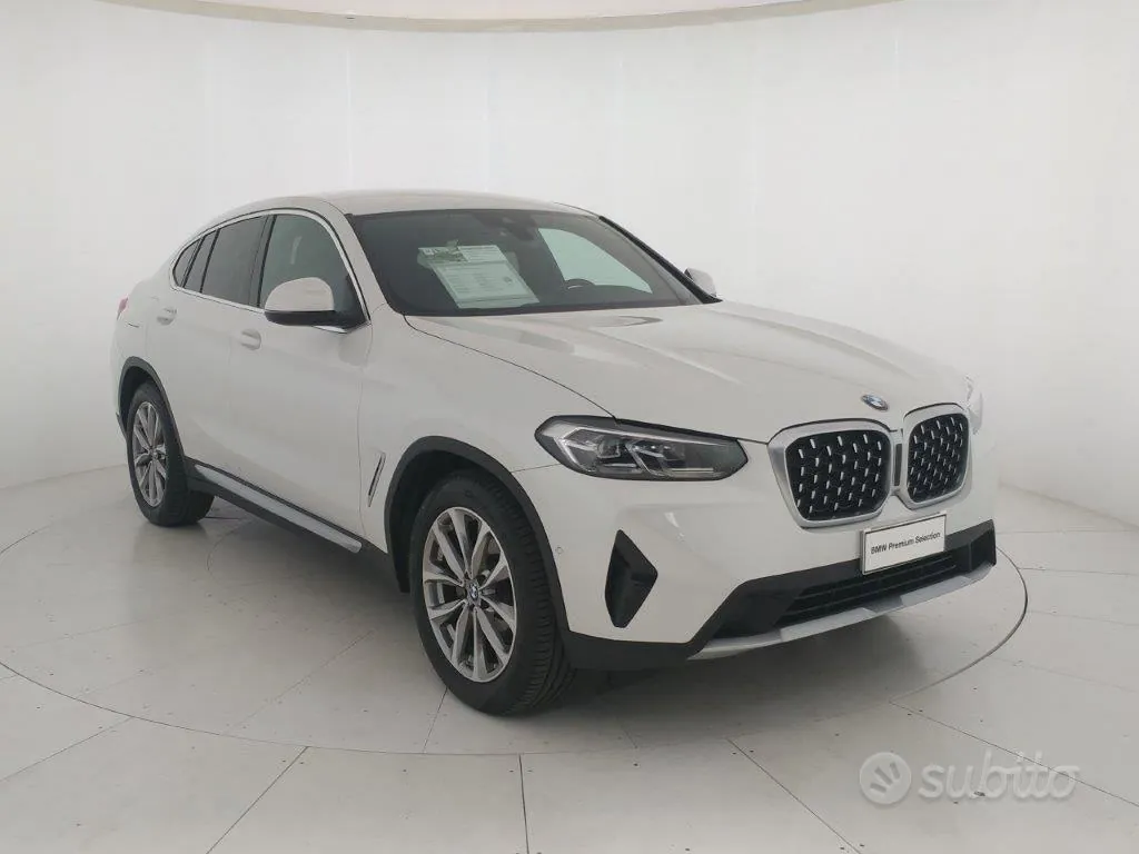 BMW X4 2022 photo 2