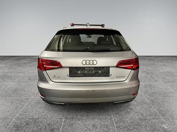 Audi E-Tron 2017 photo 3