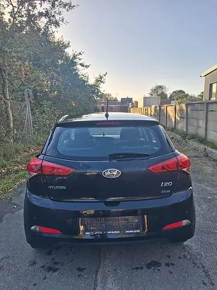 Hyundai I20 2015 photo 2