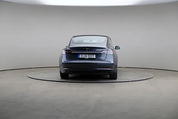 Tesla Model 3 2023 photo 5