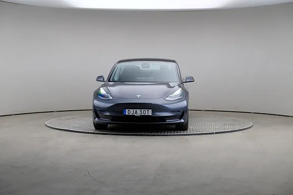 Tesla Model 3 2023 photo 3