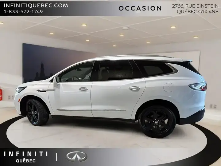 Buick Enclave 2024 photo 2