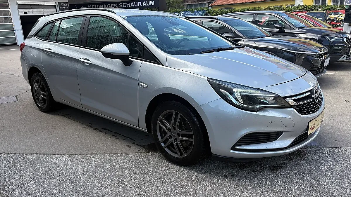 Opel Astra 2016 photo 2