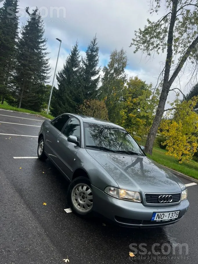 Audi A4 1998 photo 5