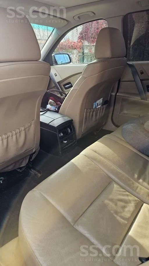 BMW 525 2005 photo 2