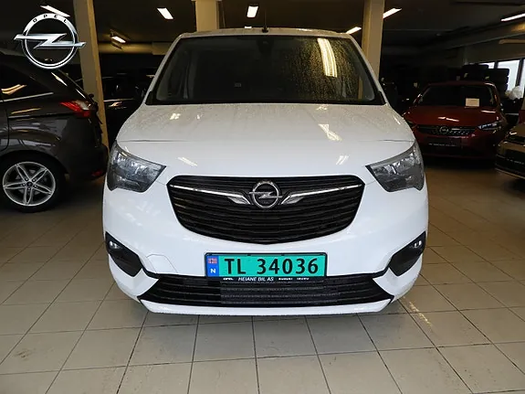 Opel Combo 2022 photo 2