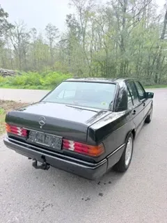Mercedes-Benz 190 1989 photo 2