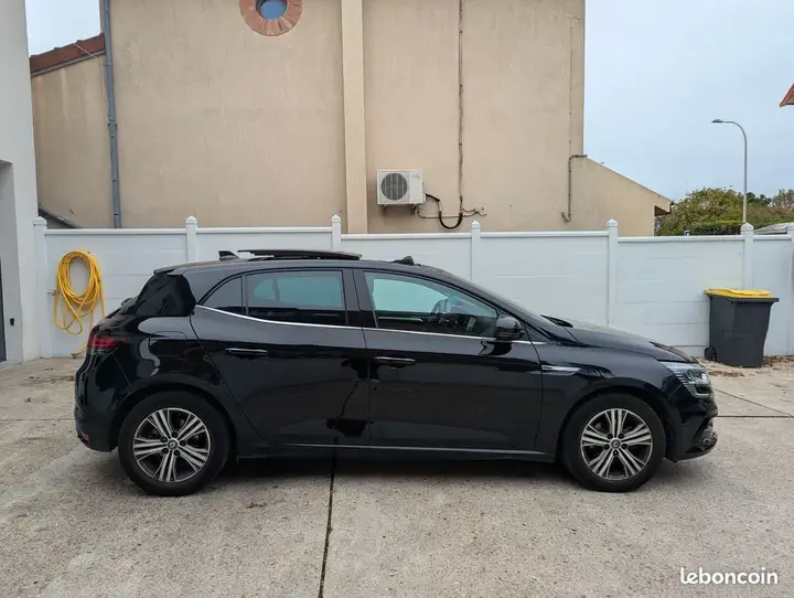 Renault Megane 2021 photo 4