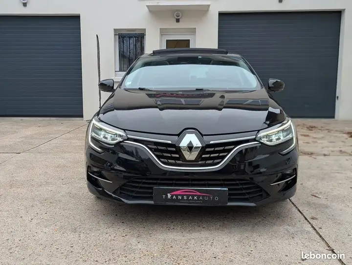 Renault Megane 2021 photo 2