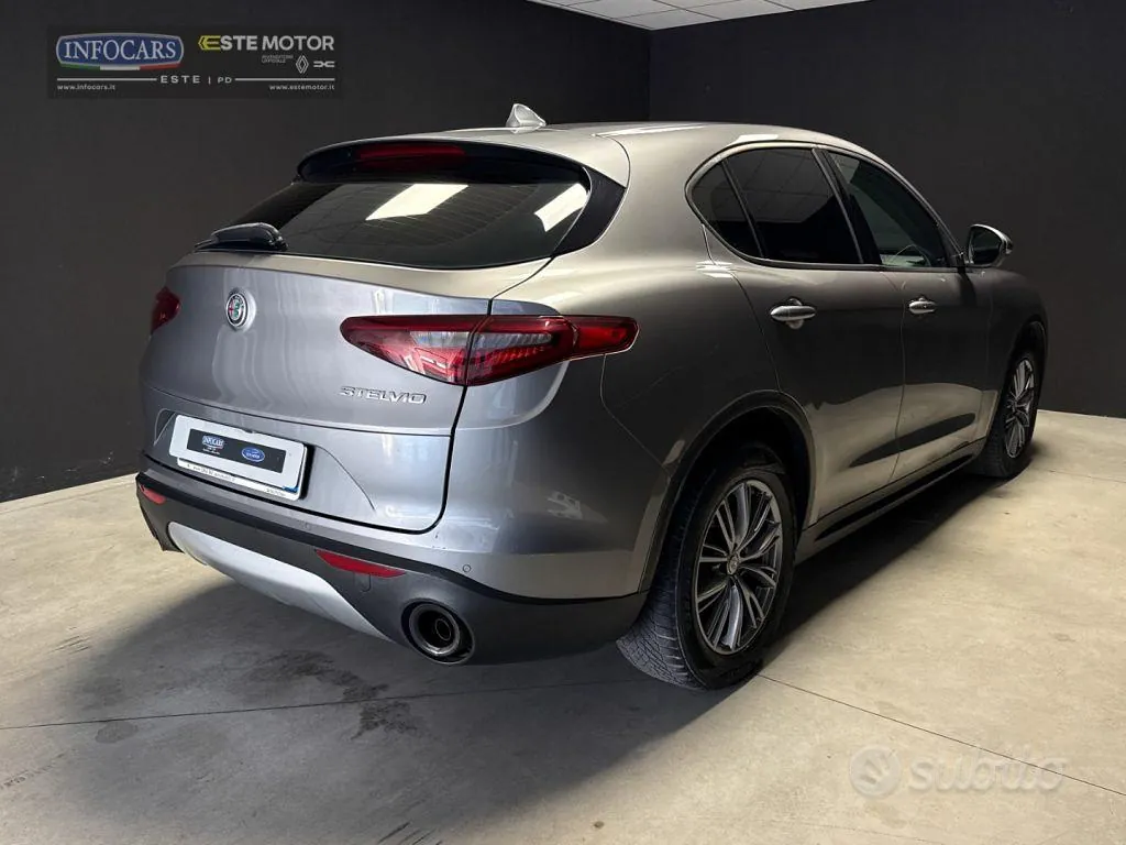 Alfa Romeo Stelvio 2018 photo 4