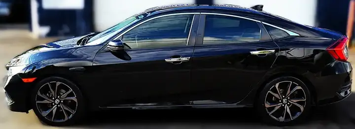 Honda Civic 2019 photo 2