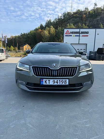 Skoda Superb 2017 photo 3