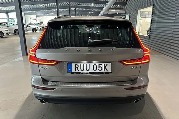 Volvo V60 2022 photo 5
