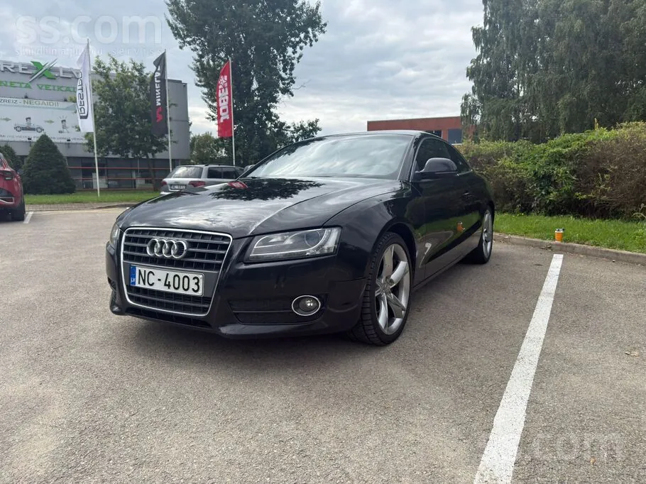 Audi A5 2008 photo 2