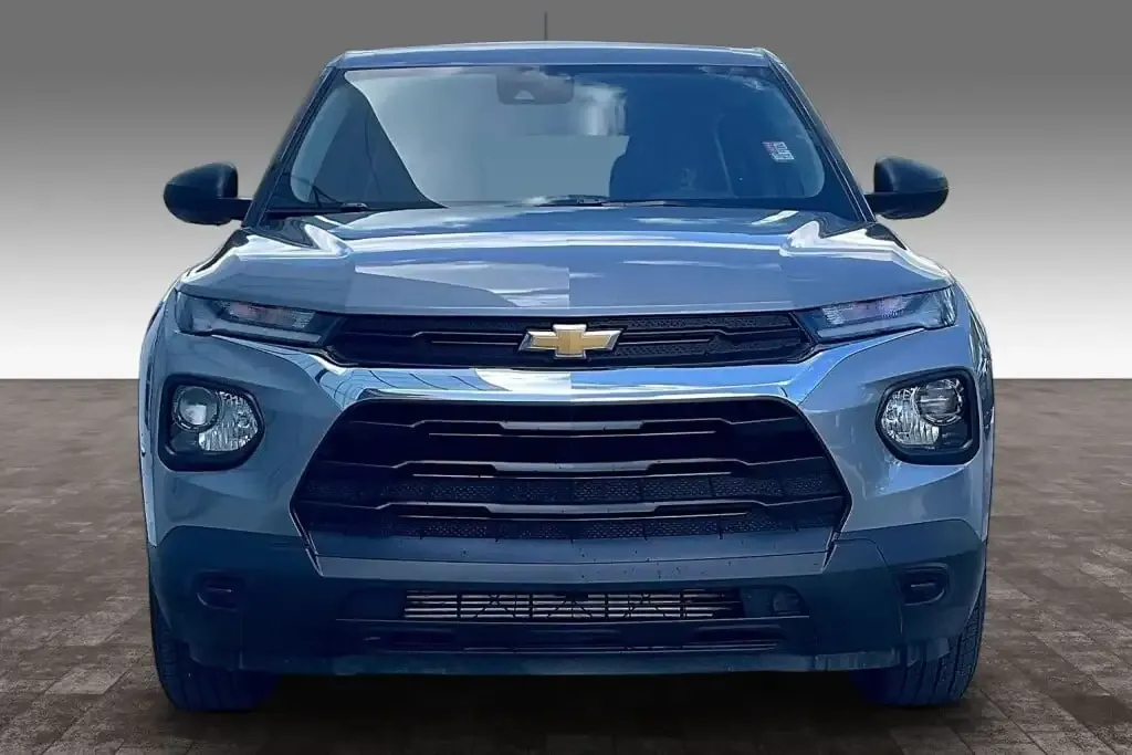 Chevrolet Trailblazer 2023 photo 2