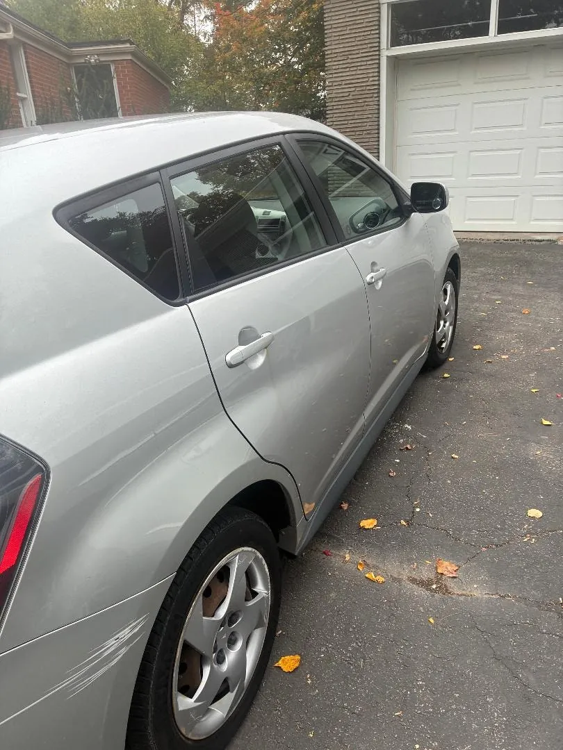 Pontiac Vibe 2009 photo 3