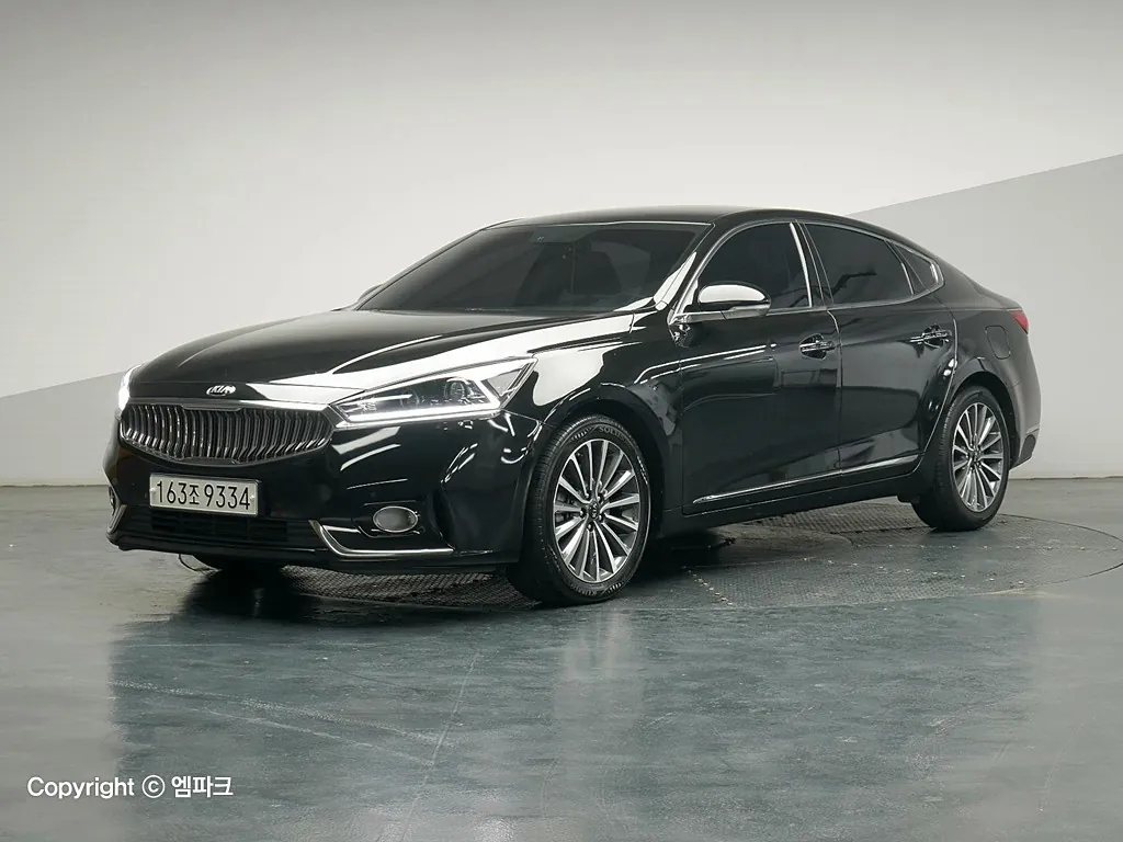 Kia K7 2018 photo 2
