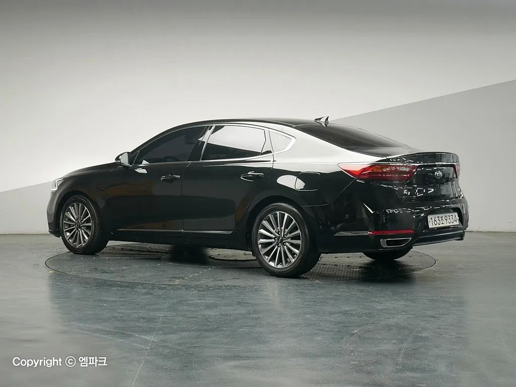 Kia K7 2018 photo 3