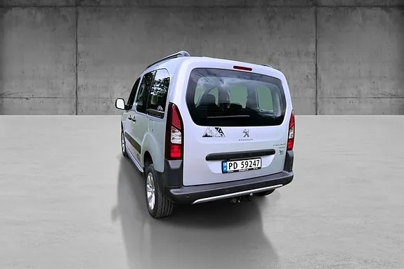 Peugeot Partner Tepee 2017 photo 2