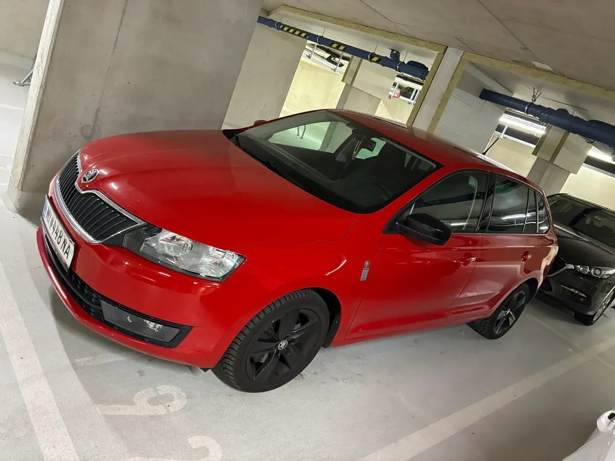 Skoda Rapid 2015 photo 2