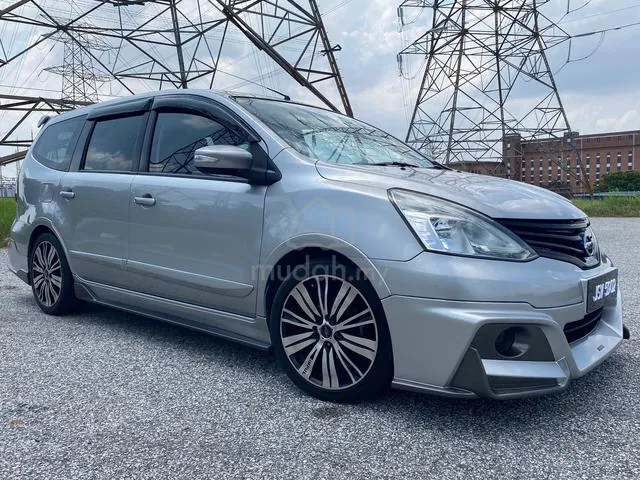 Nissan Grand Livina