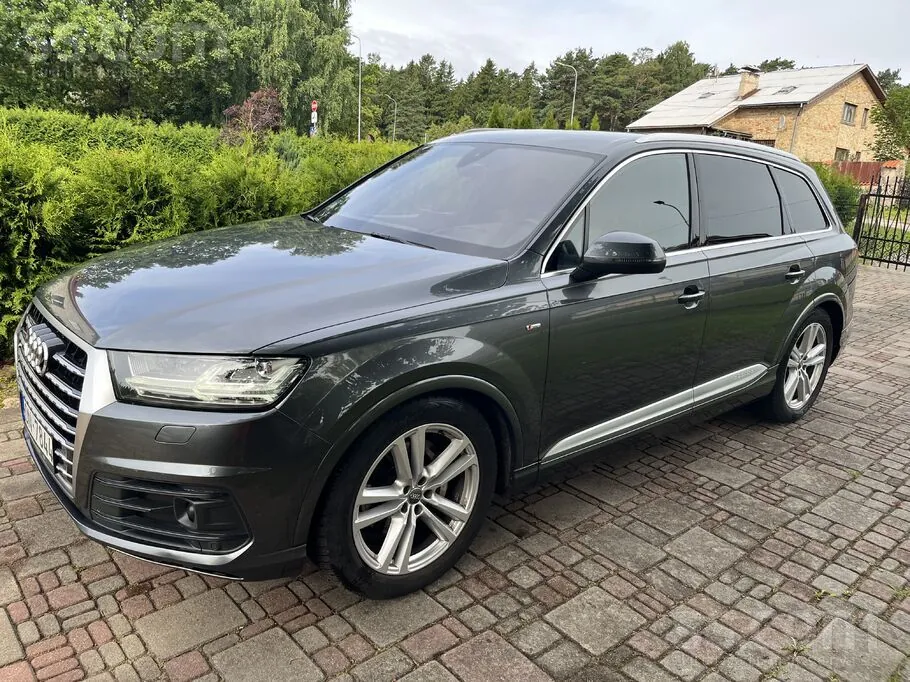 Audi Q7 2016 photo 2