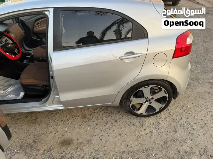 Kia Rio 2015 photo 4
