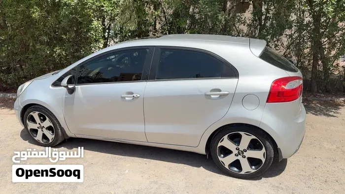 Kia Rio 2015 photo 2