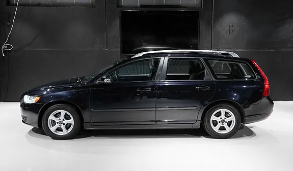 Volvo V50 2010 photo 3