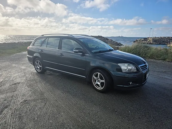Toyota Avensis 2006 photo 3