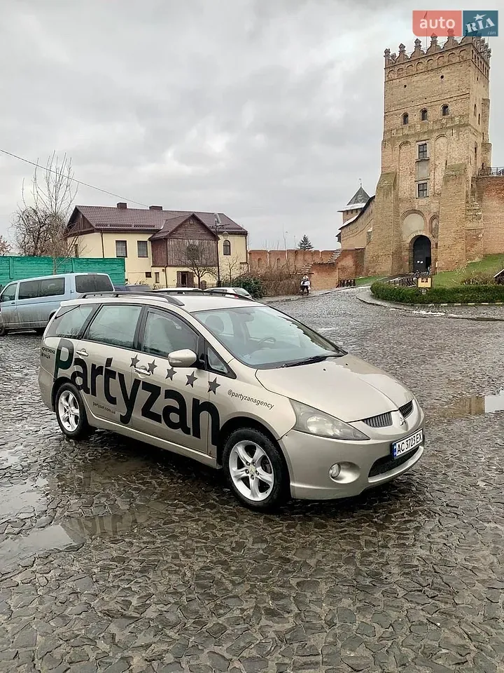 Mitsubishi Grandis
